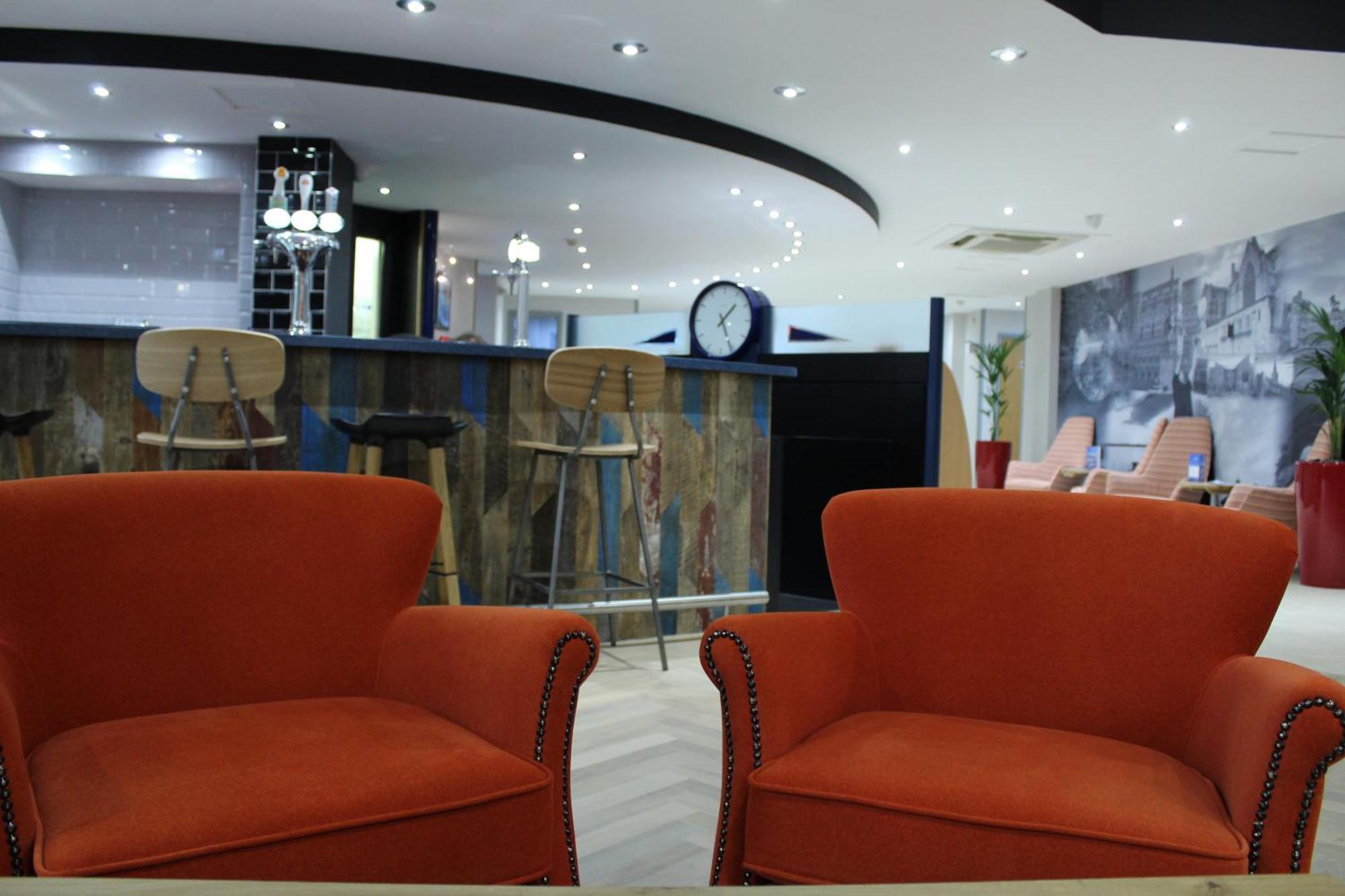 Ibis Rugby East Hotel Crick  Exterior foto